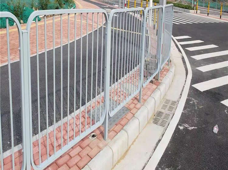 吉利港式道路护栏